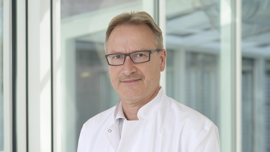 Dr. med. Dieter Storek, Ärztlicher Direktor und Chefarzt Orthopädie | ZAR Tübingen