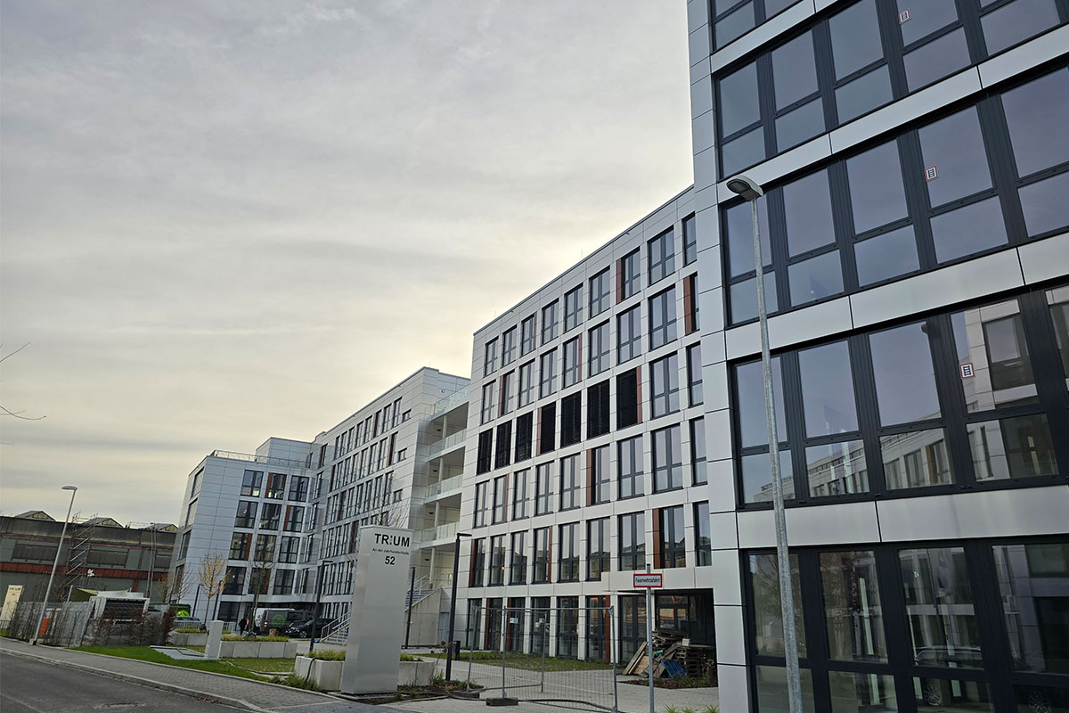 Gebäudeaßenansicht - das neue moderne ZAR Bochum