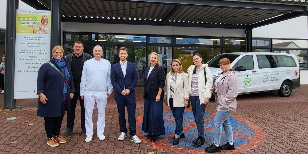 Reha-Delegation aus Klinik in Czernowitz, Ukraine zu Besuch im ZAR Mannheim