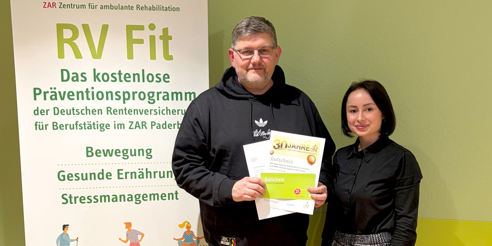 Wir freuen uns mit Tobias Mönks aus Paderborn, Januar-Gewinner | 30 Jahre ZAR